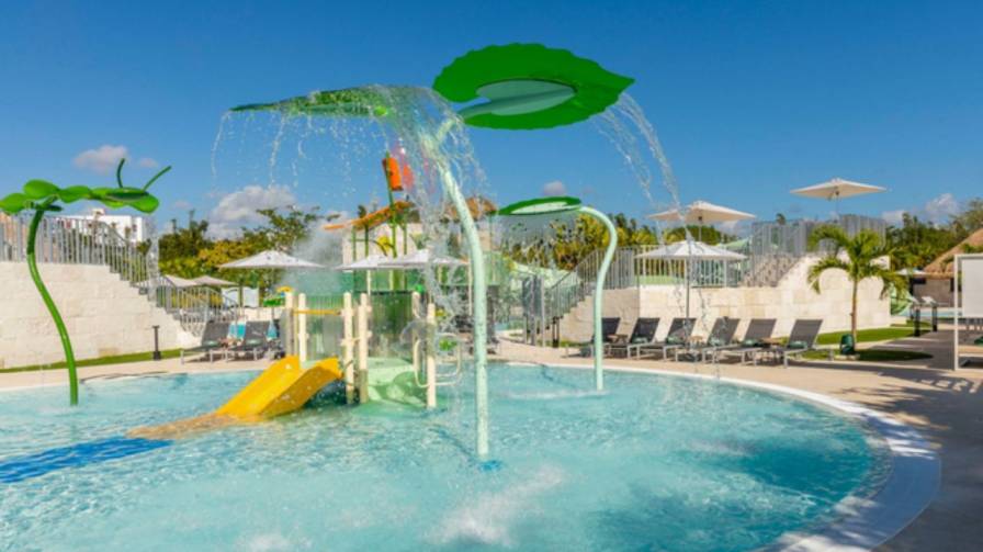 How to Choose the Right Resort for Your Family