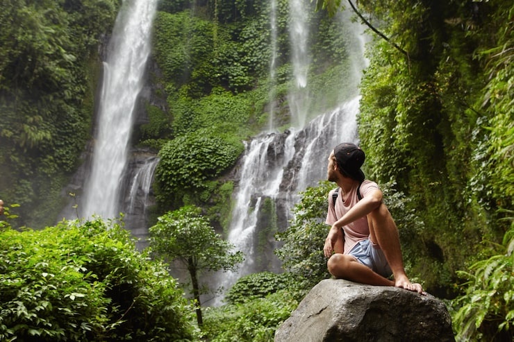 Manoli Waterfall